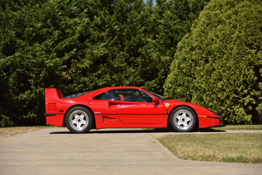 1992 Ferrari F40 - Image 2 of 31