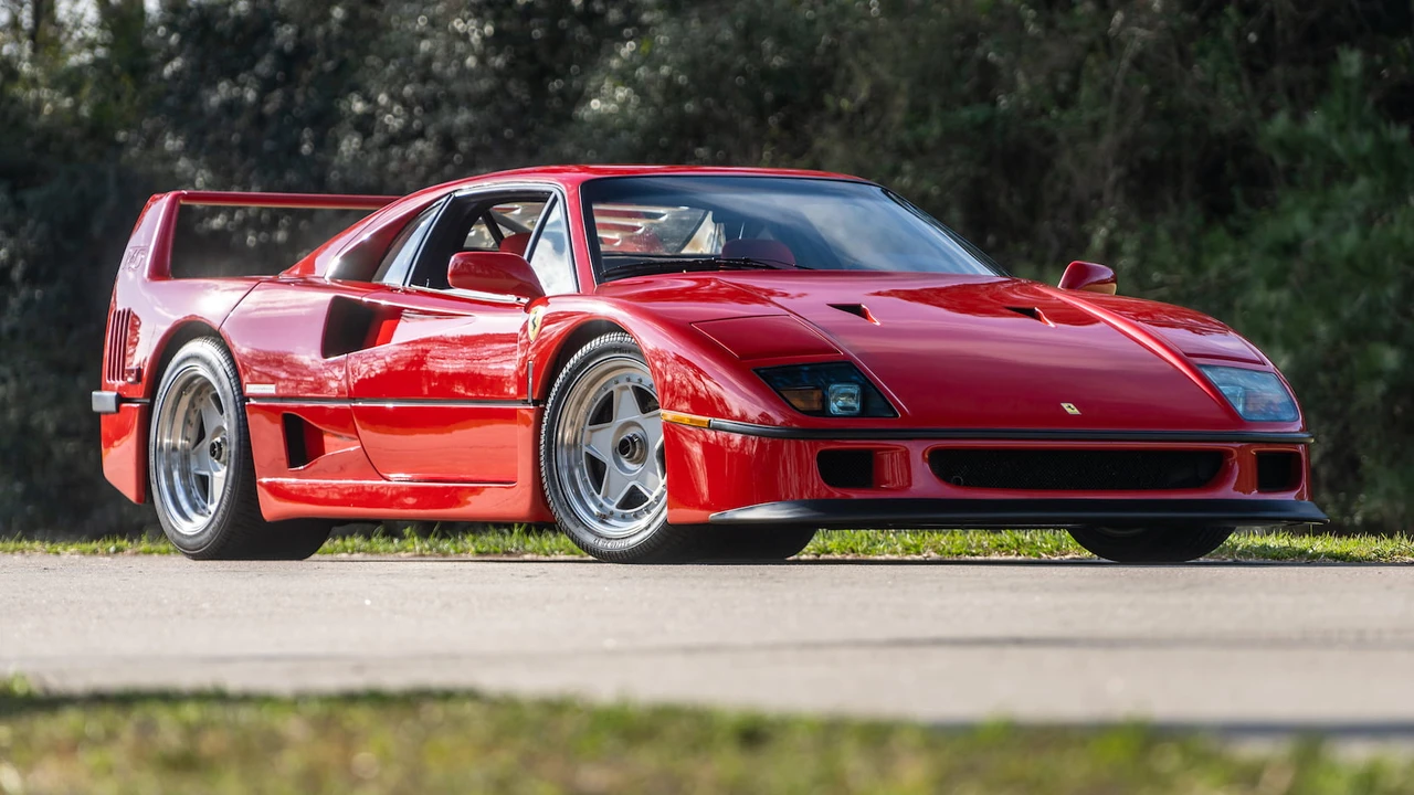 1992 Ferrari F40 - Image 12 of 31