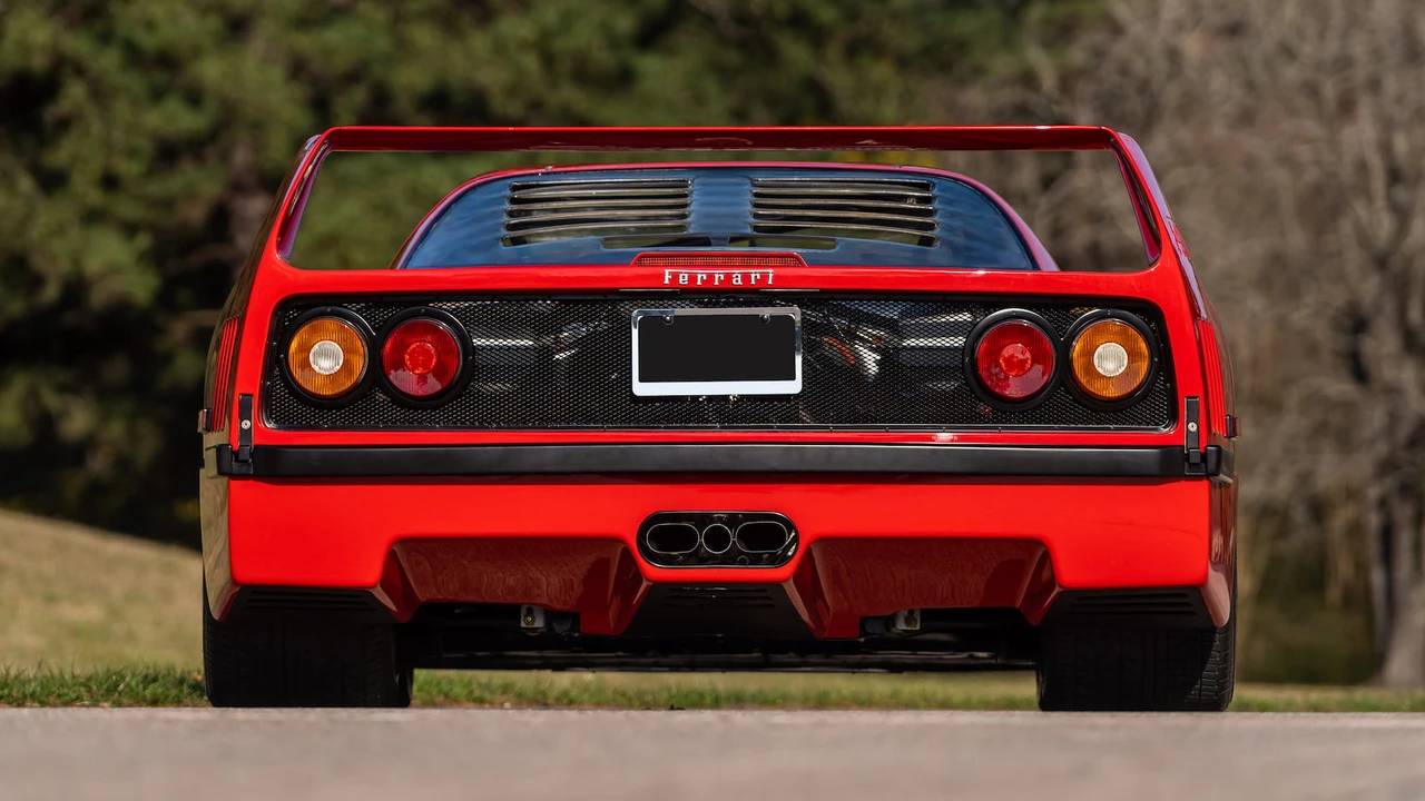 1992 Ferrari F40 - Image 15 of 31