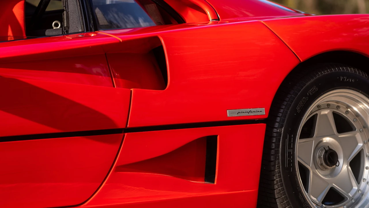 1992 Ferrari F40 - Image 17 of 31