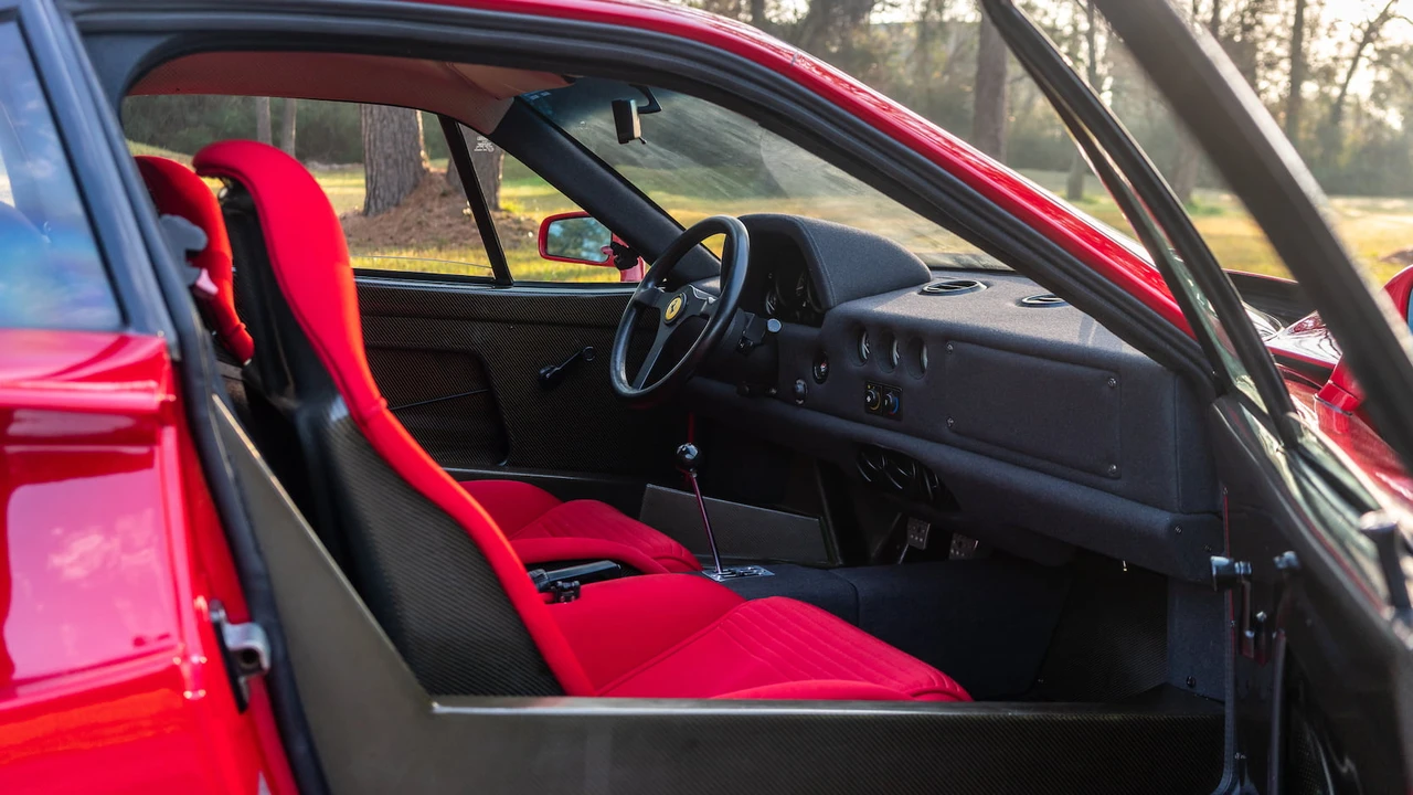 1992 Ferrari F40 - Image 5 of 31