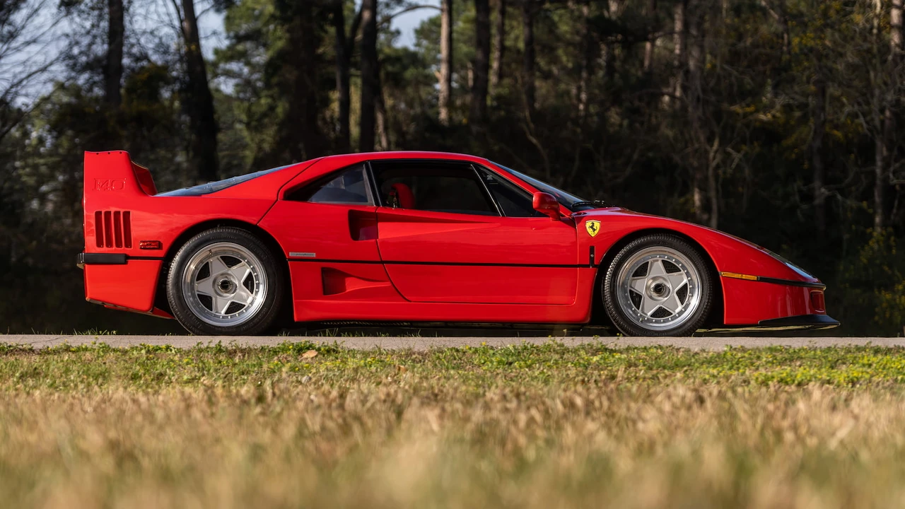 1992 Ferrari F40 - Image 8 of 31