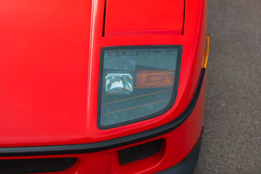 1992 Ferrari F40 - Image 26 of 31
