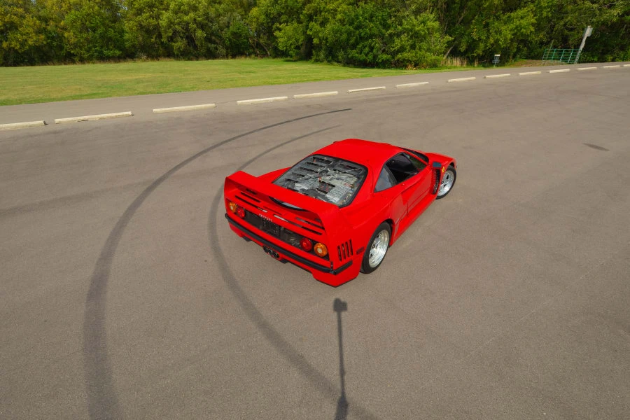 1992 Ferrari F40 - Image 30 of 31