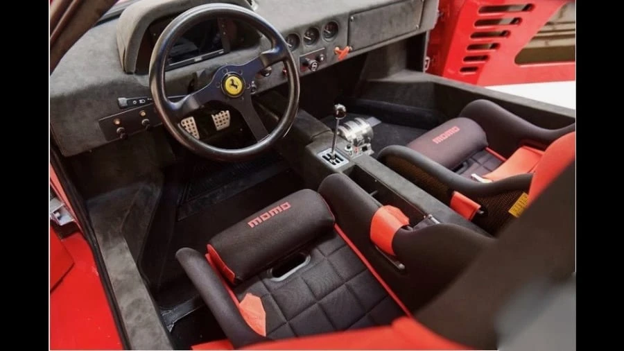 1992 Ferrari F40 - Image 4 of 8