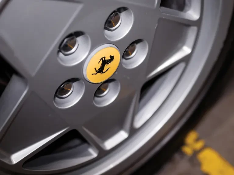 1992 Ferrari Testarossa - Image 21 of 28