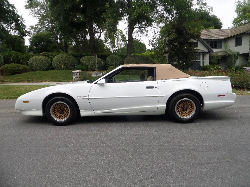 1992 Pontiac Firebird 3rd Gen - Image 2 of 17