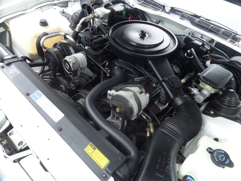 1992 Pontiac Firebird 3rd Gen - Image 14 of 17