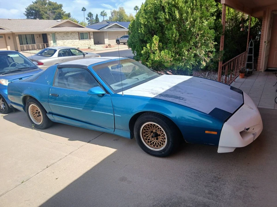1992 Pontiac Firebird 3rd Gen - Image 4 of 6