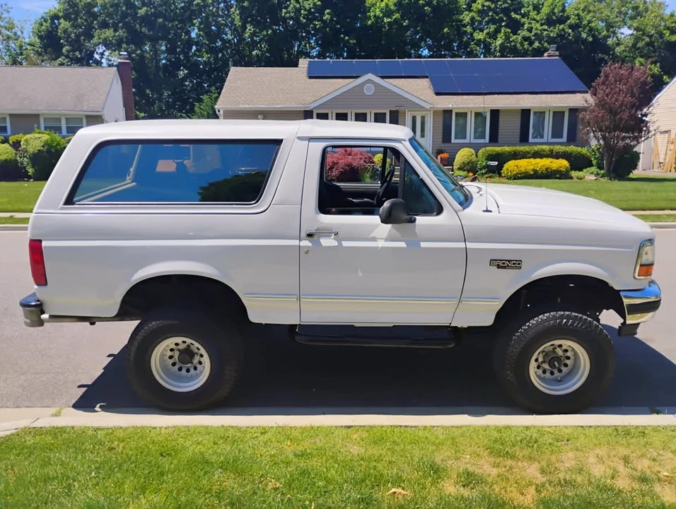 1992 Ford Bronco 5th Gen - Image 5 of 19
