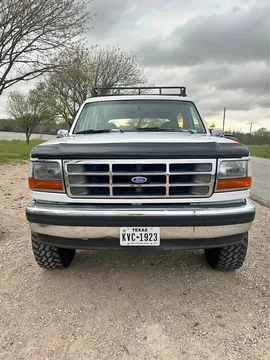 1992 Ford Bronco XLT