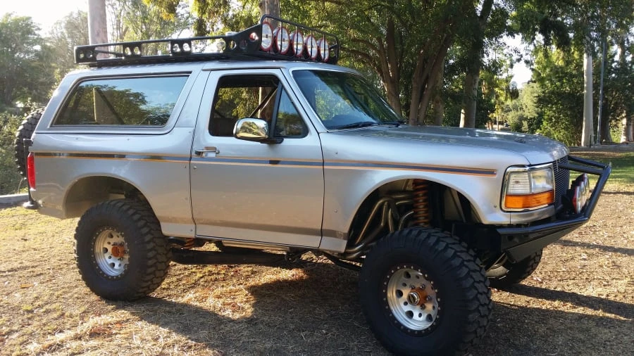 1992 Ford Bronco 5th Gen - Image 2 of 8
