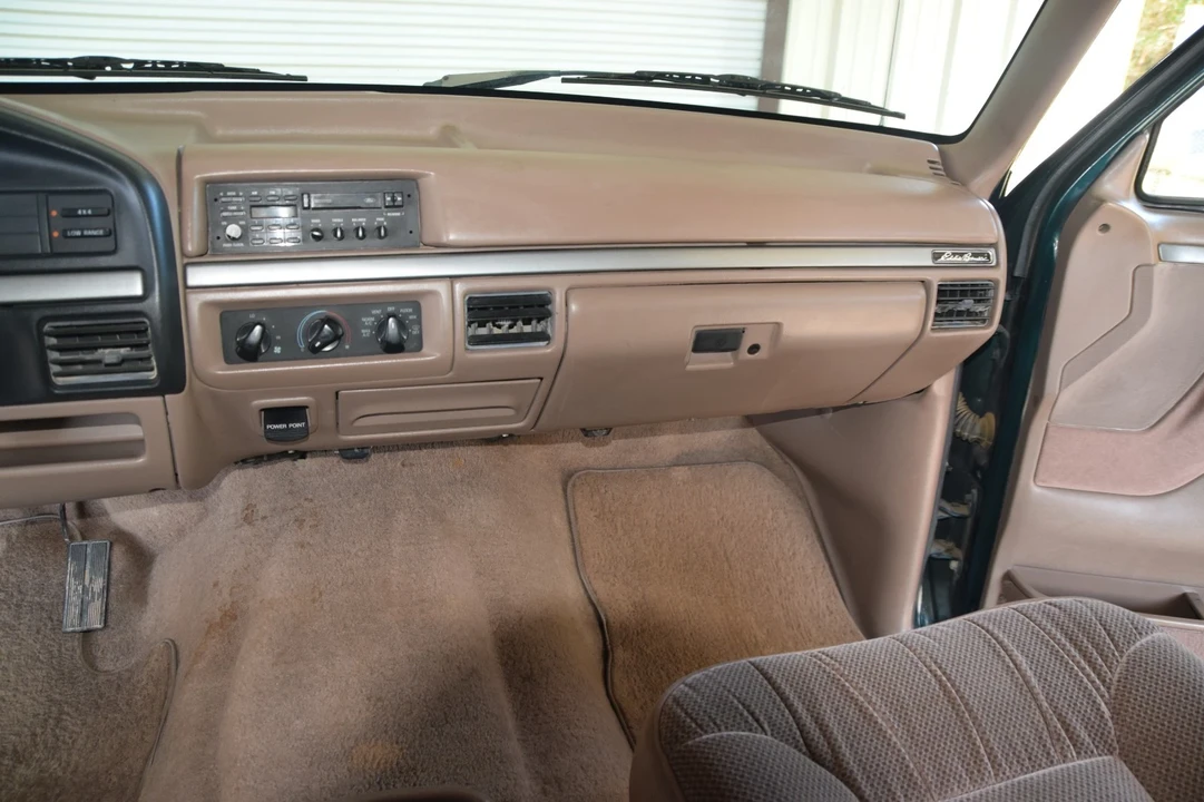 1992 Ford Bronco 5th Gen - Image 17 of 21