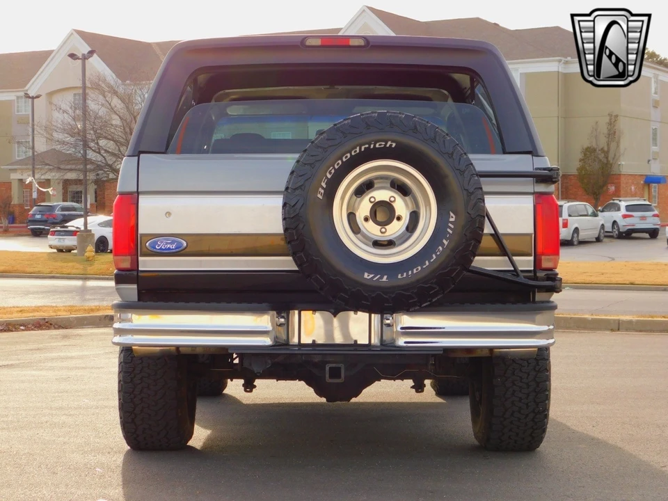 1992 Ford Bronco 5th Gen - Image 7 of 21