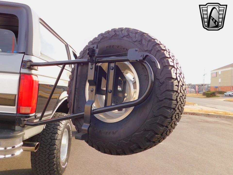 1992 Ford Bronco 5th Gen - Image 21 of 21
