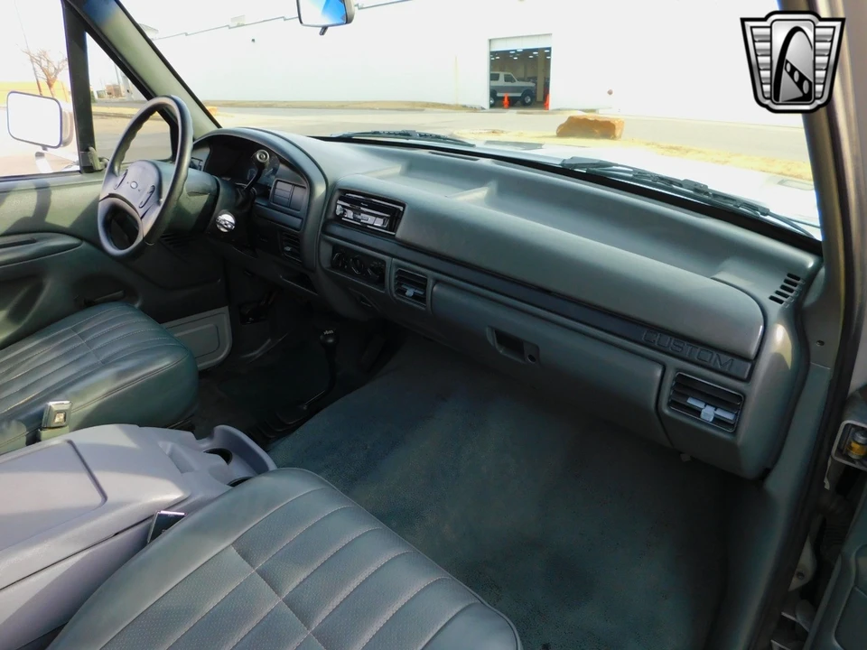 1992 Ford Bronco 5th Gen - Image 17 of 21