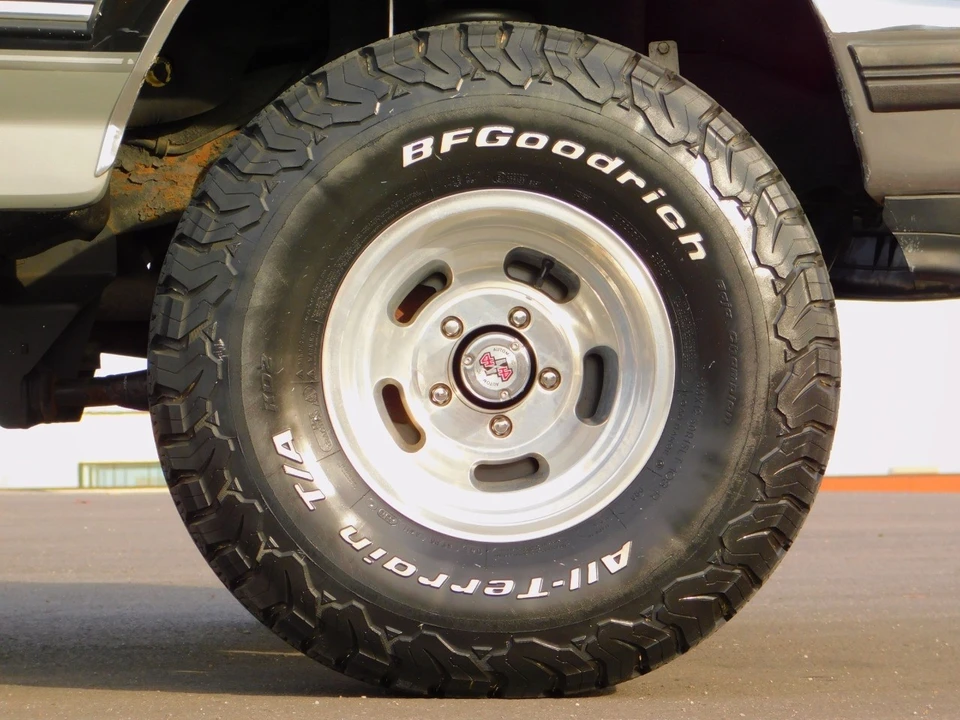 1992 Ford Bronco 5th Gen - Image 11 of 21