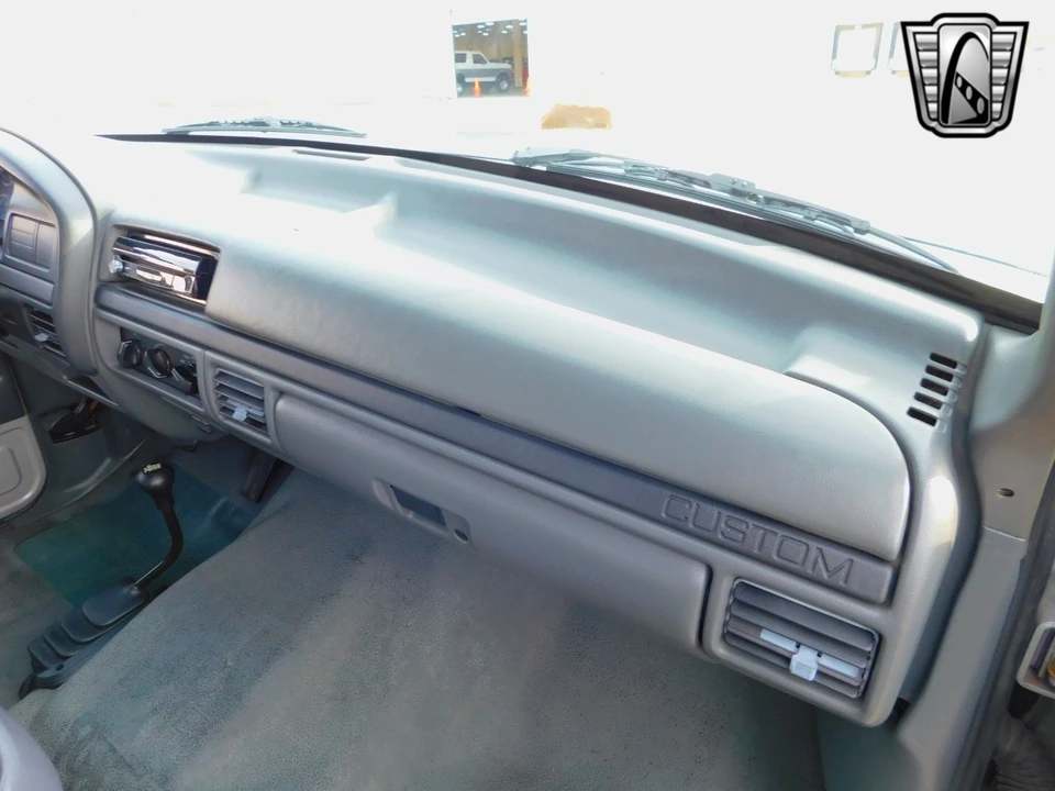 1992 Ford Bronco 5th Gen - Image 19 of 21