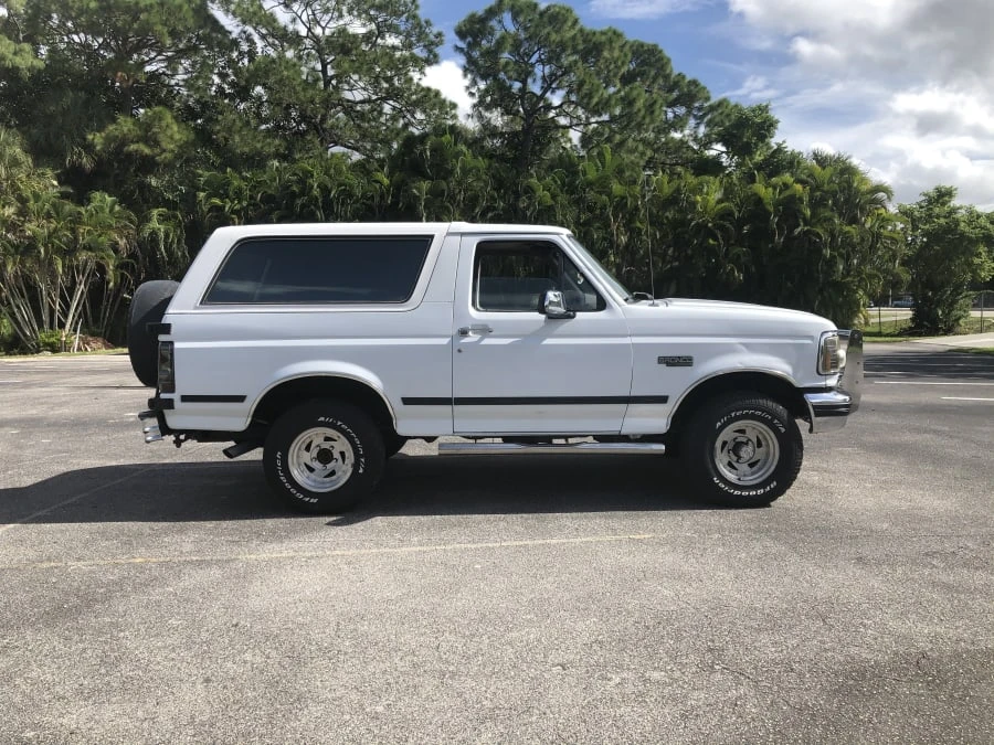 1992 Ford Bronco 5th Gen - Image 8 of 9