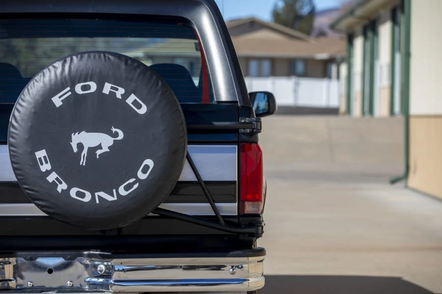 1992 Ford Bronco 5th Gen - Image 15 of 31