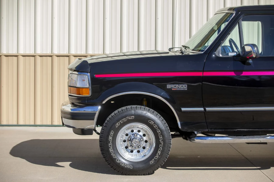 1992 Ford Bronco 5th Gen - Image 16 of 31