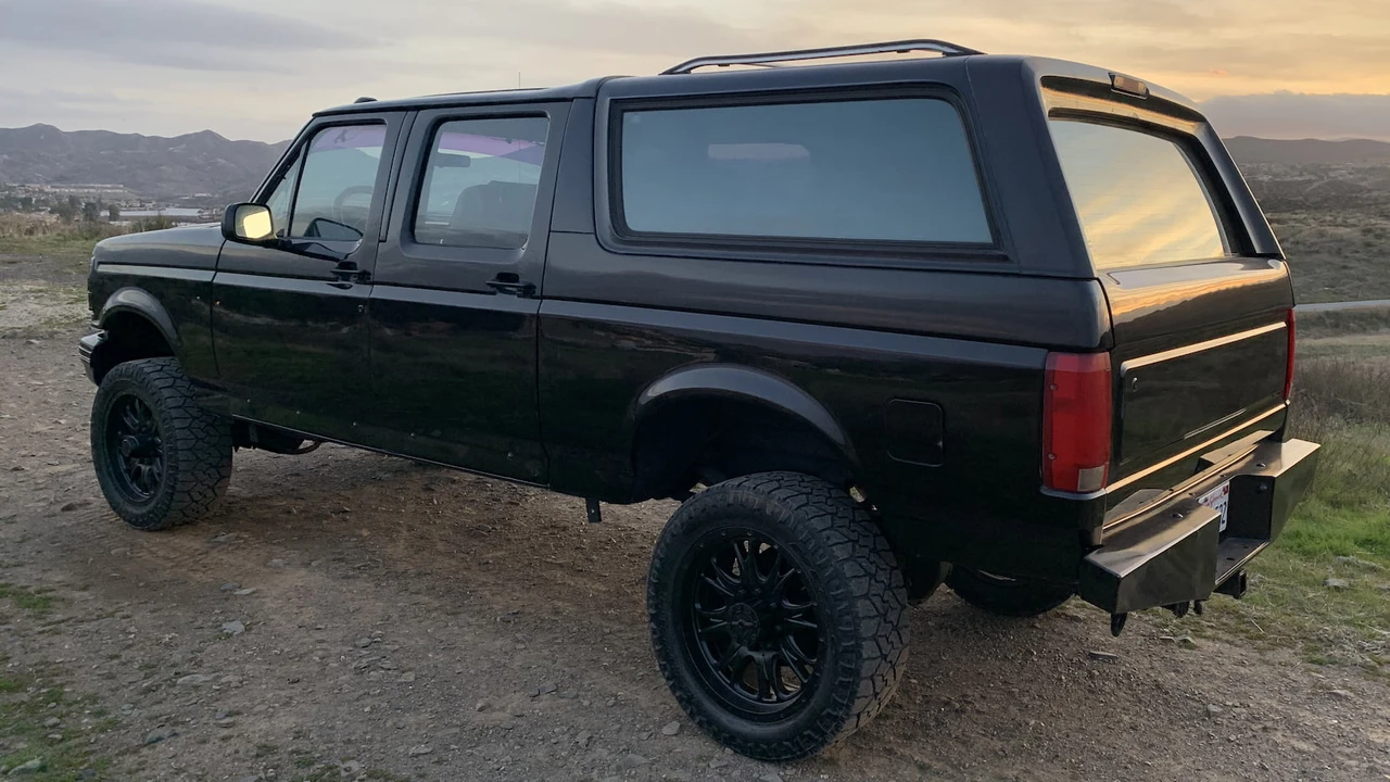 1992 Ford Bronco 5th Gen - Image 3 of 24