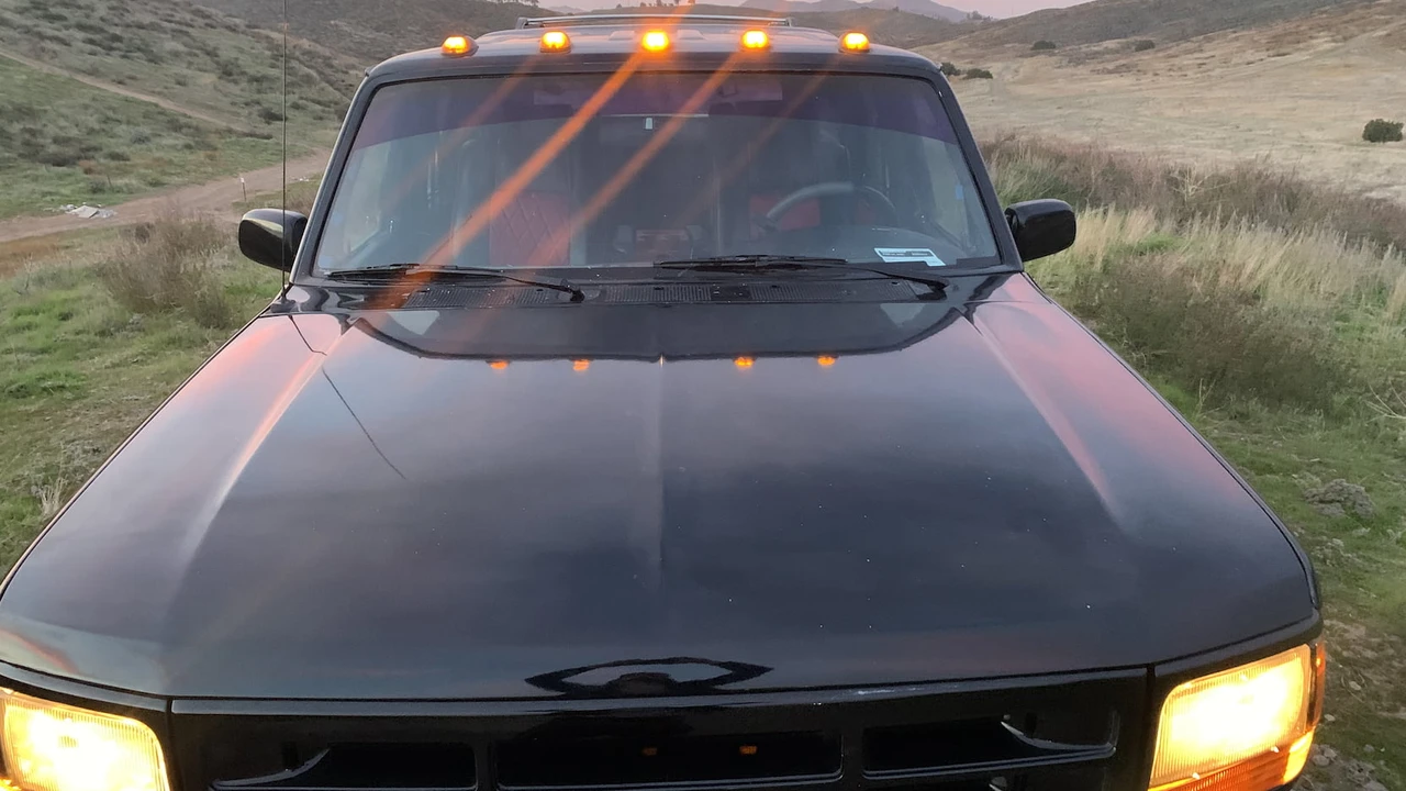 1992 Ford Bronco 5th Gen - Image 13 of 24