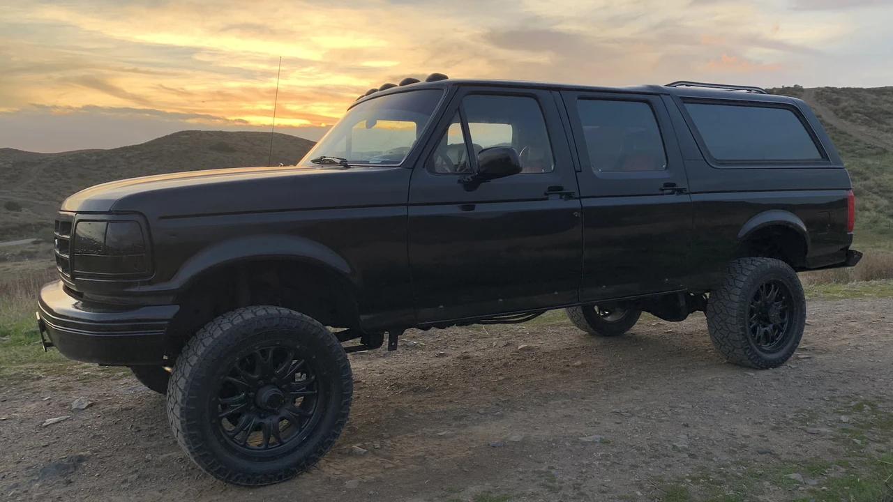 1992 Ford Bronco 5th Gen - Image 15 of 24