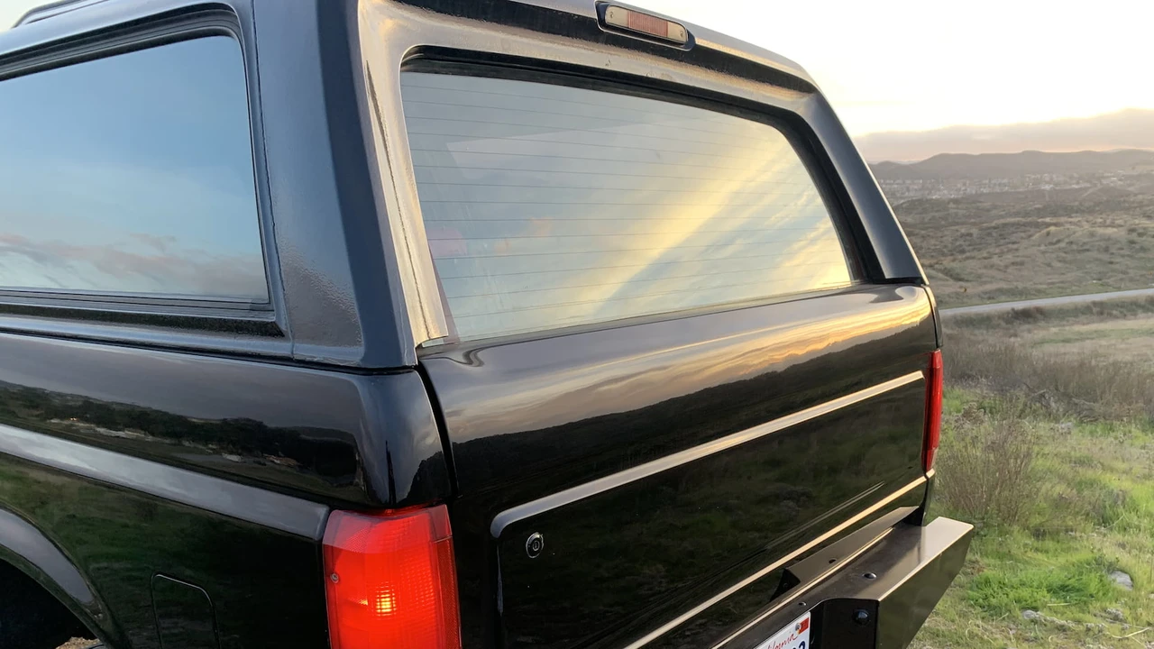 1992 Ford Bronco 5th Gen - Image 16 of 24