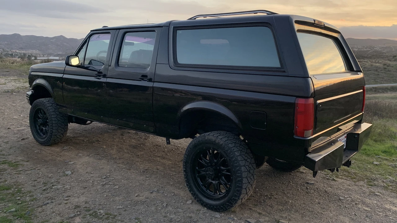 1992 Ford Bronco 5th Gen - Image 19 of 24
