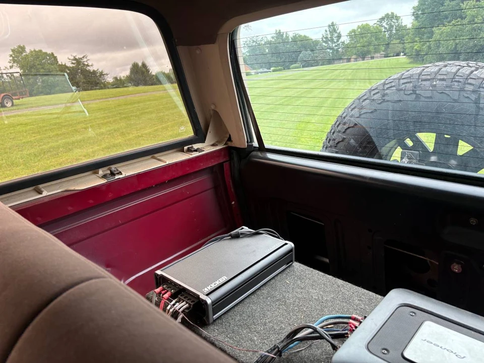 1992 Ford Bronco 5th Gen - Image 19 of 22
