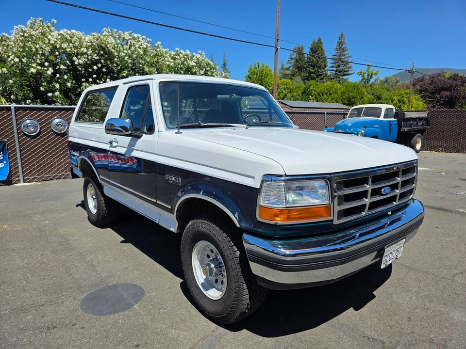 1992 Ford Bronco 5th Gen - Image 2 of 14