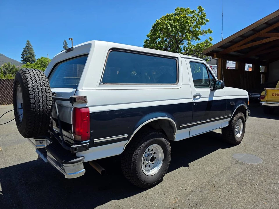 1992 Ford Bronco 5th Gen - Image 4 of 14