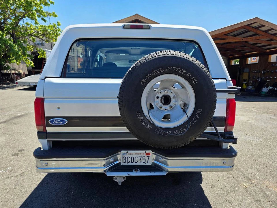 1992 Ford Bronco 5th Gen - Image 13 of 14