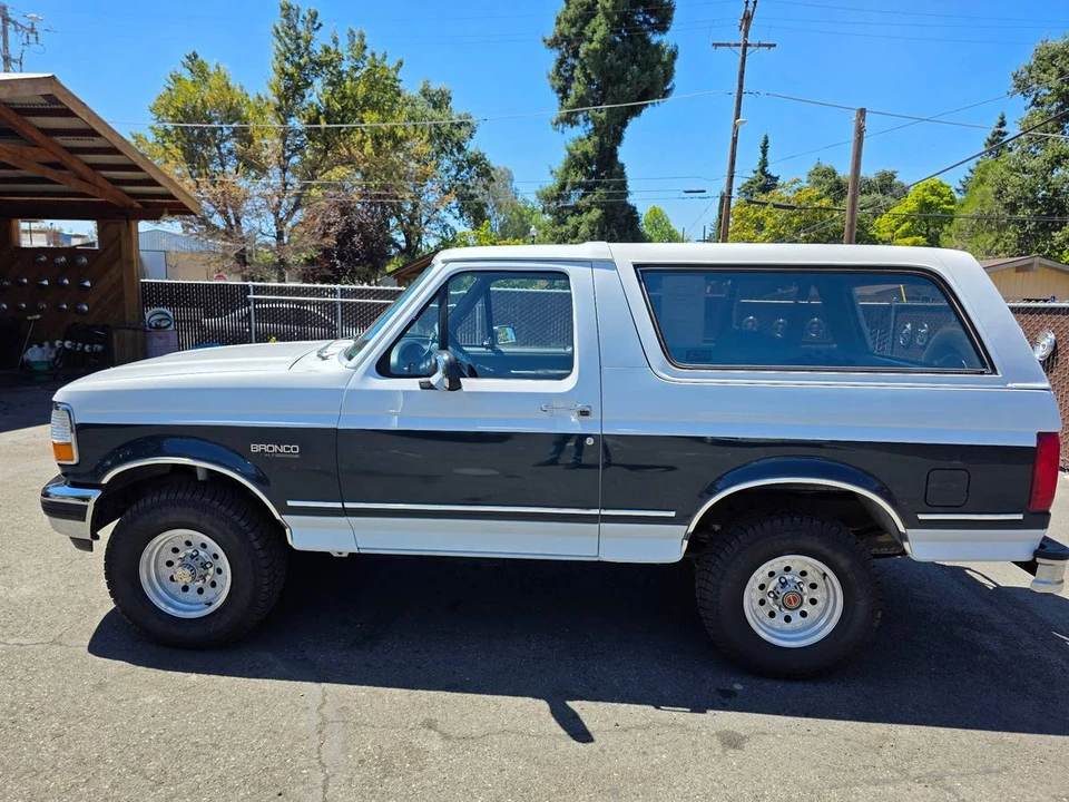 1992 Ford Bronco 5th Gen - Image 8 of 14