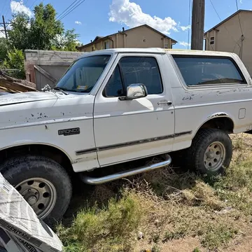 1992 Ford Bronco Badlands Sport Utility 2D