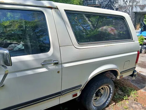 1992 Ford Bronco Badlands