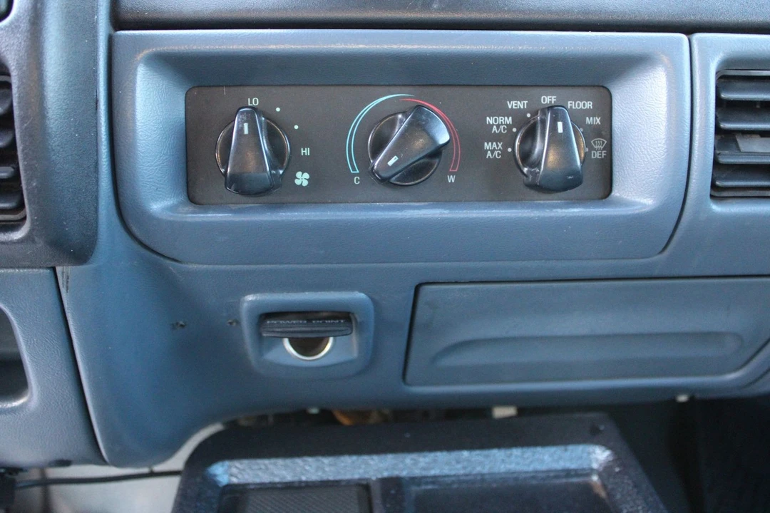 1992 Ford Bronco 5th Gen - Image 30 of 31