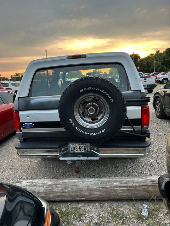 1992 Ford Bronco 5th Gen - Image 3 of 8