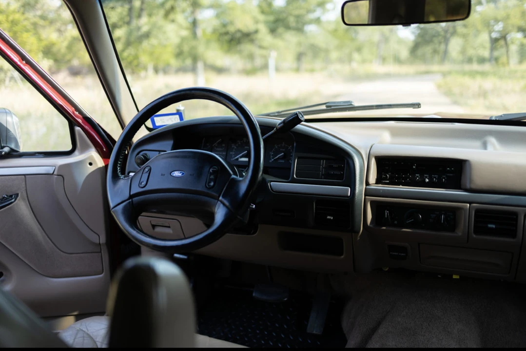 1992 Ford Bronco 5th Gen - Image 19 of 31