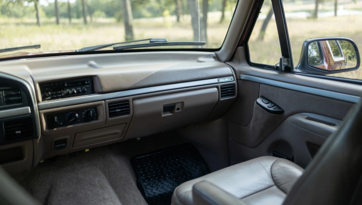 1992 Ford Bronco 5th Gen - Image 29 of 31