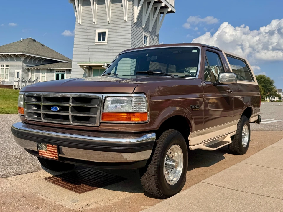 1992 Ford Bronco 5th Gen - Image 2 of 31