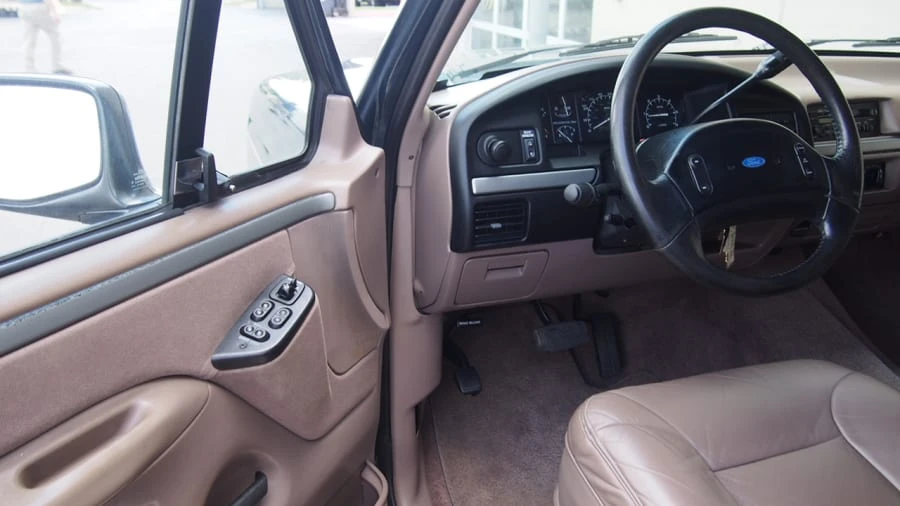 1992 Ford Bronco 5th Gen - Image 4 of 10