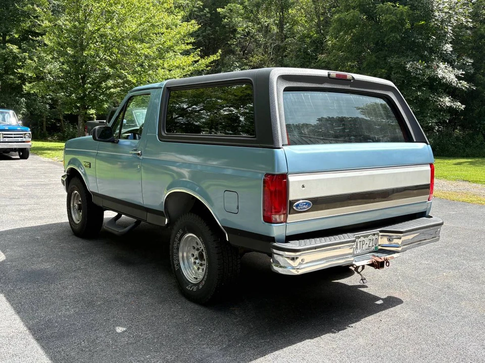 1992 Ford Bronco 5th Gen - Image 2 of 24