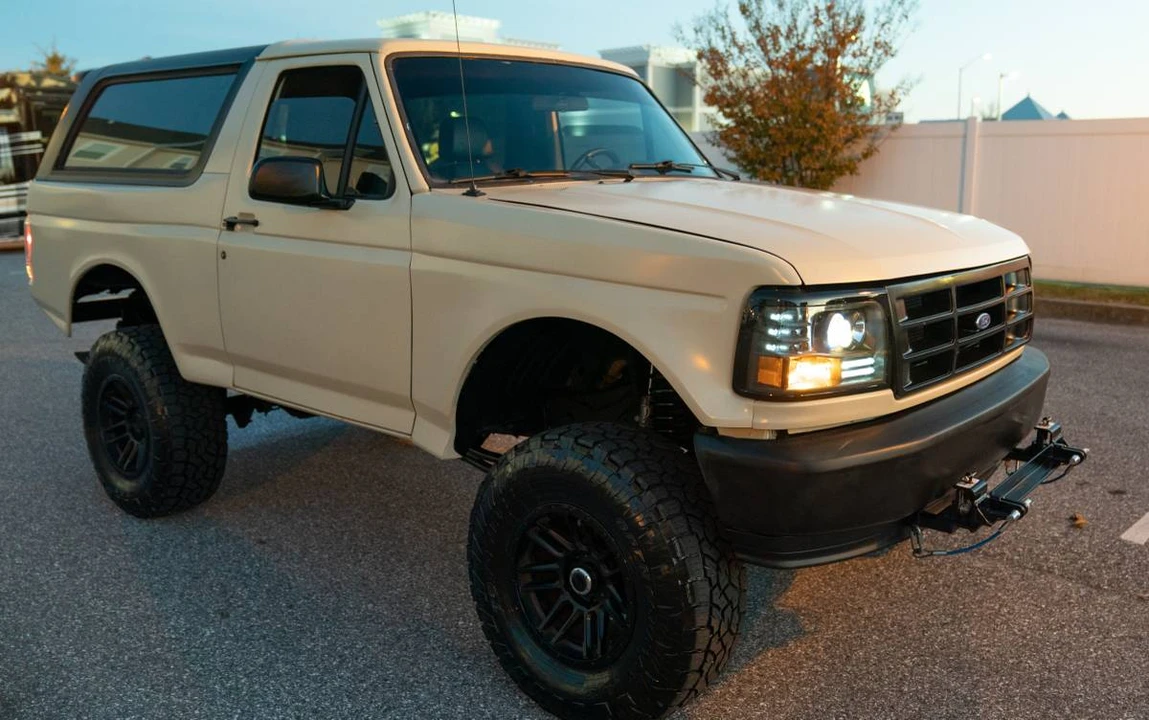 1992 Ford Bronco 5th Gen - Image 3 of 7
