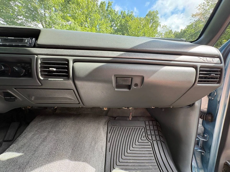 1992 Ford Bronco 5th Gen - Image 23 of 24