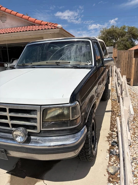 1992 Ford Bronco 5th Gen - Image 3 of 13