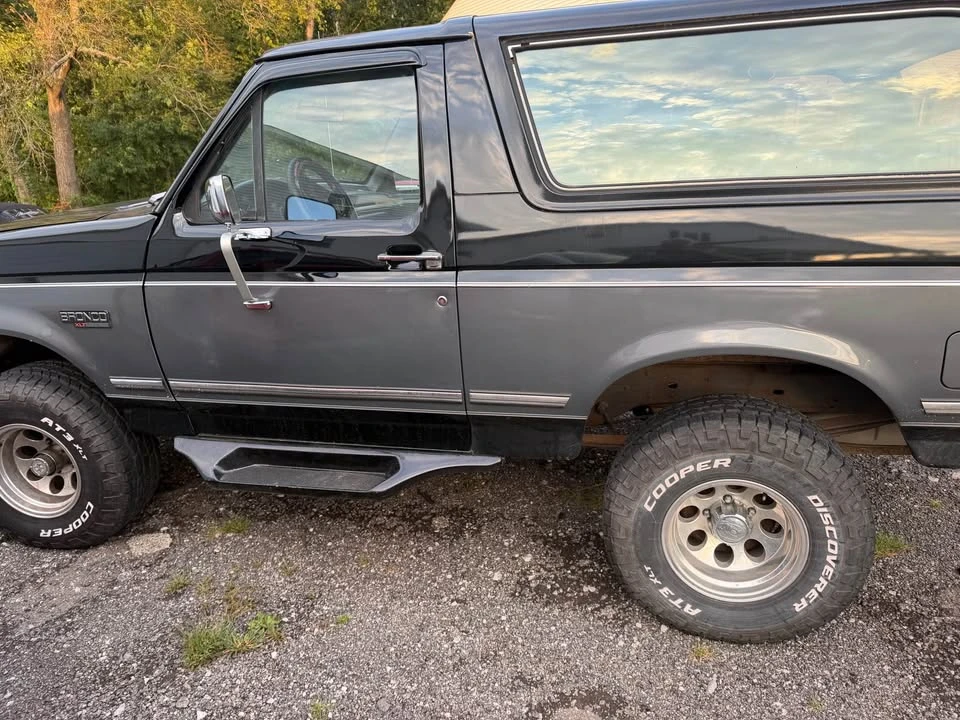 1992 Ford Bronco 5th Gen - Image 4 of 13