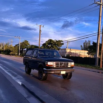 1992 Ford Bronco Eddie Bauer