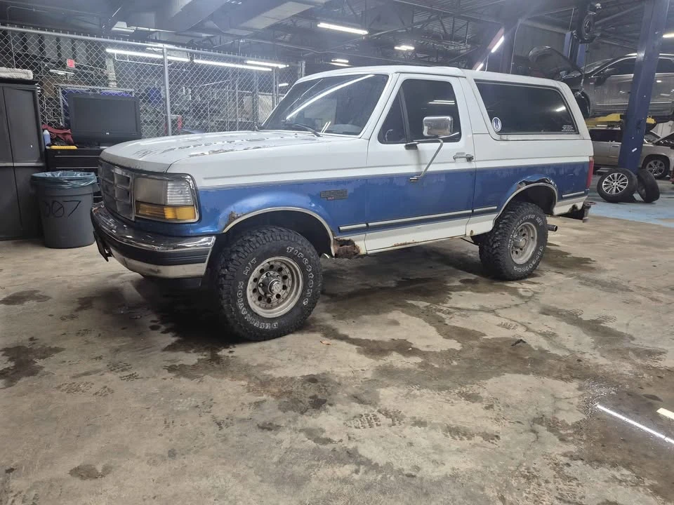 1992 Ford Bronco 5th Gen - Image 2 of 7